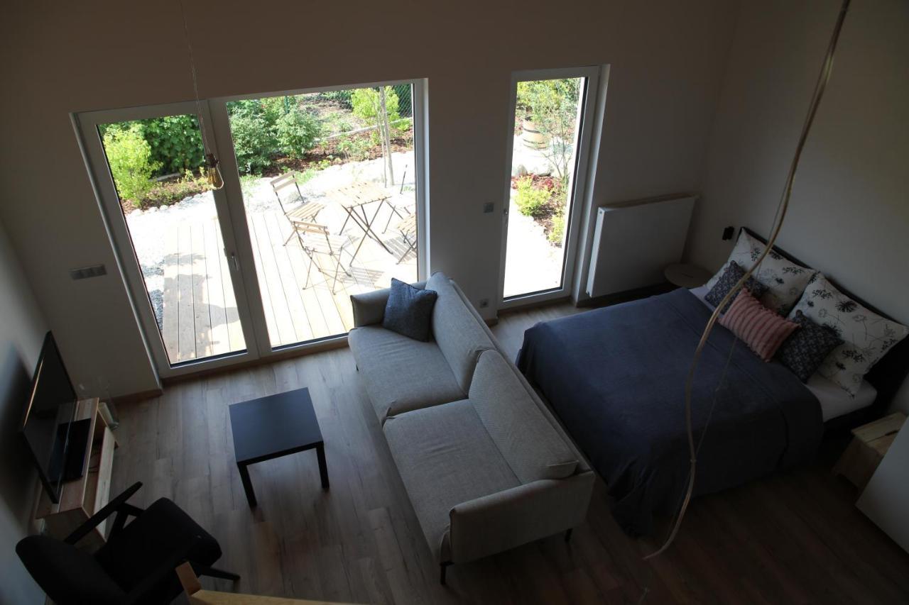 Apartmany Hluboka Nad Vltavou S Vyhledem Na Zamek Exterior photo